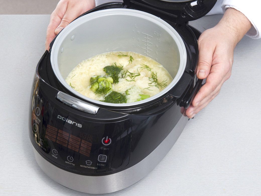Суп из брокколи и цветной капусты в мультиварке - шаг 5