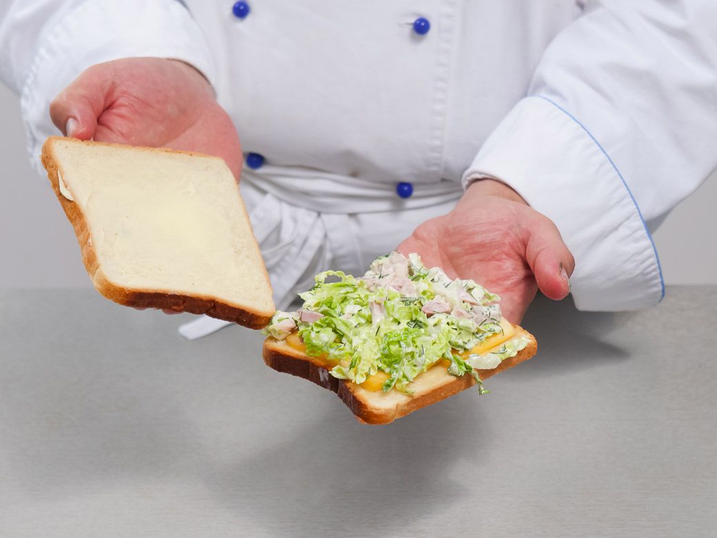 Рецепт: Горячие бутерброды в мультиварке - шаг 3