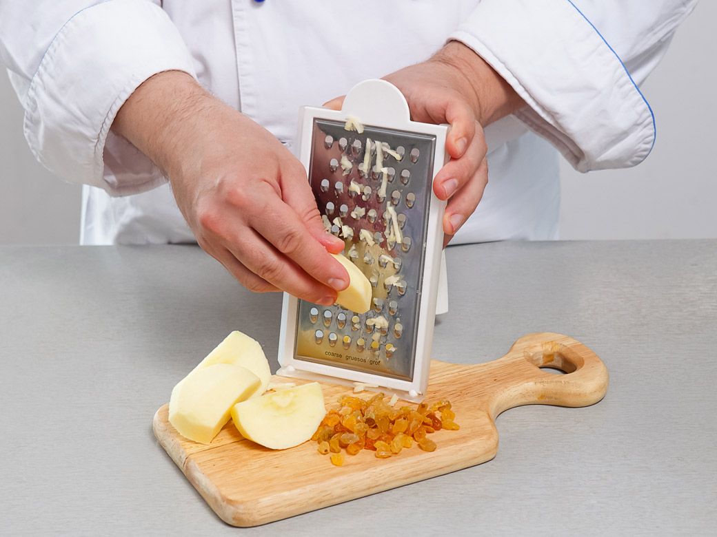 Овсяная каша с яблоками в мультиварке - шаг 1