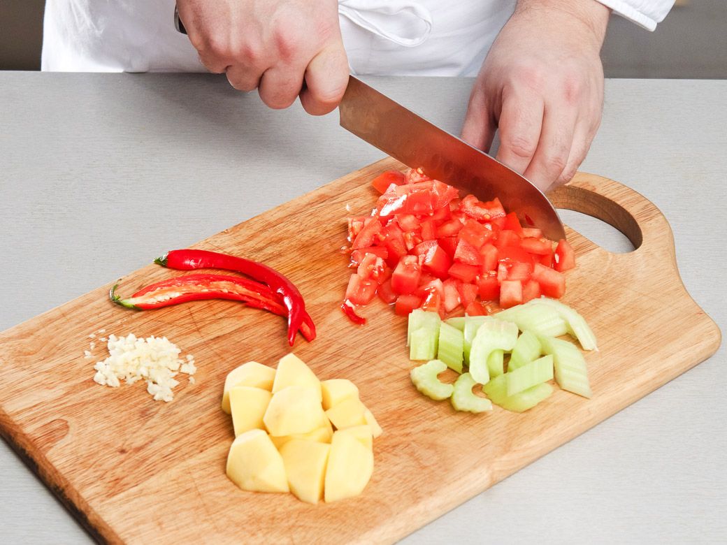 Суп из бараньих ребрышек с чечевицей в мультиварке - шаг 1