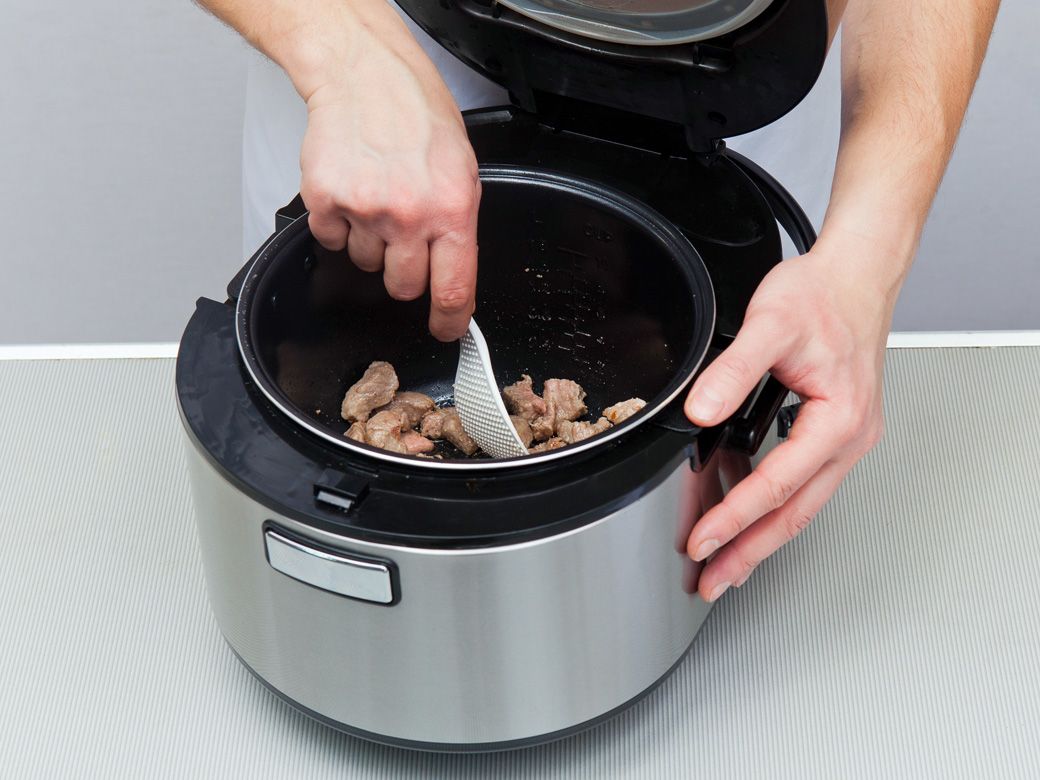 Бигус в мультиварке - шаг 2