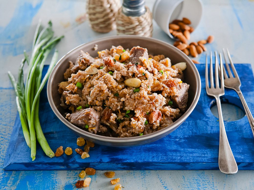 Пшеничная каша с мясом в мультиварке