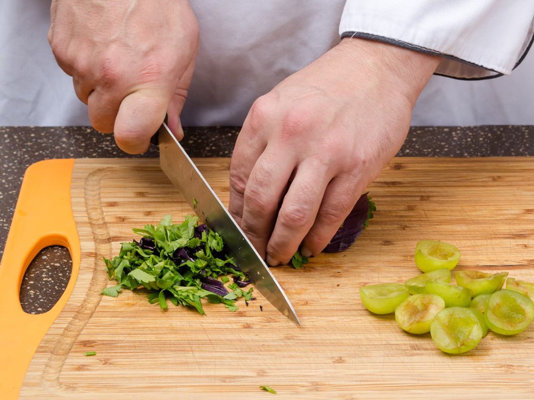 Армянская долма с каштанами в мультиварке - шаг 3