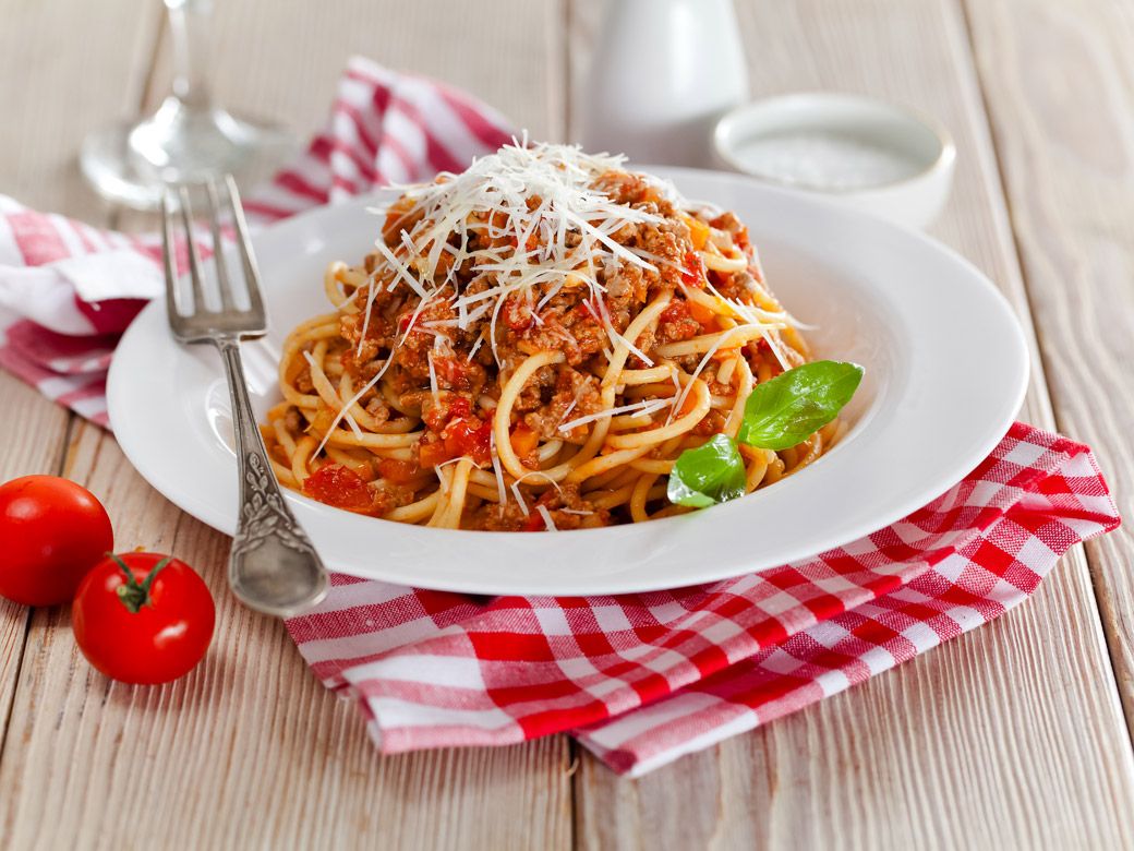 Рецепт: Спагетти «Болоньезе» в мультиварке - шаг 5