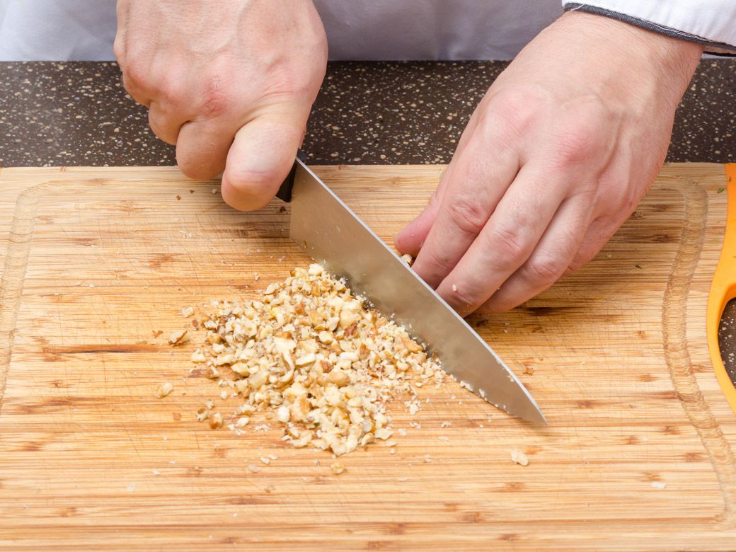 Паштет из красной фасоли по-армянски в мультиварке - шаг 4