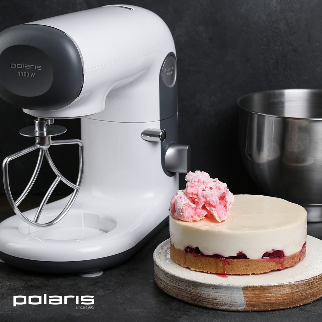 Кухонная машина Polaris с функциями планетарного миксера